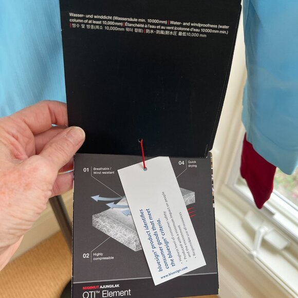 NWT Women's Mammut Cruise HS Hooded Thermo Jacket - Size Small - Picture 12 of 12